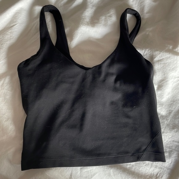Size 6 lulu lemon align top - Picture 1 of 2